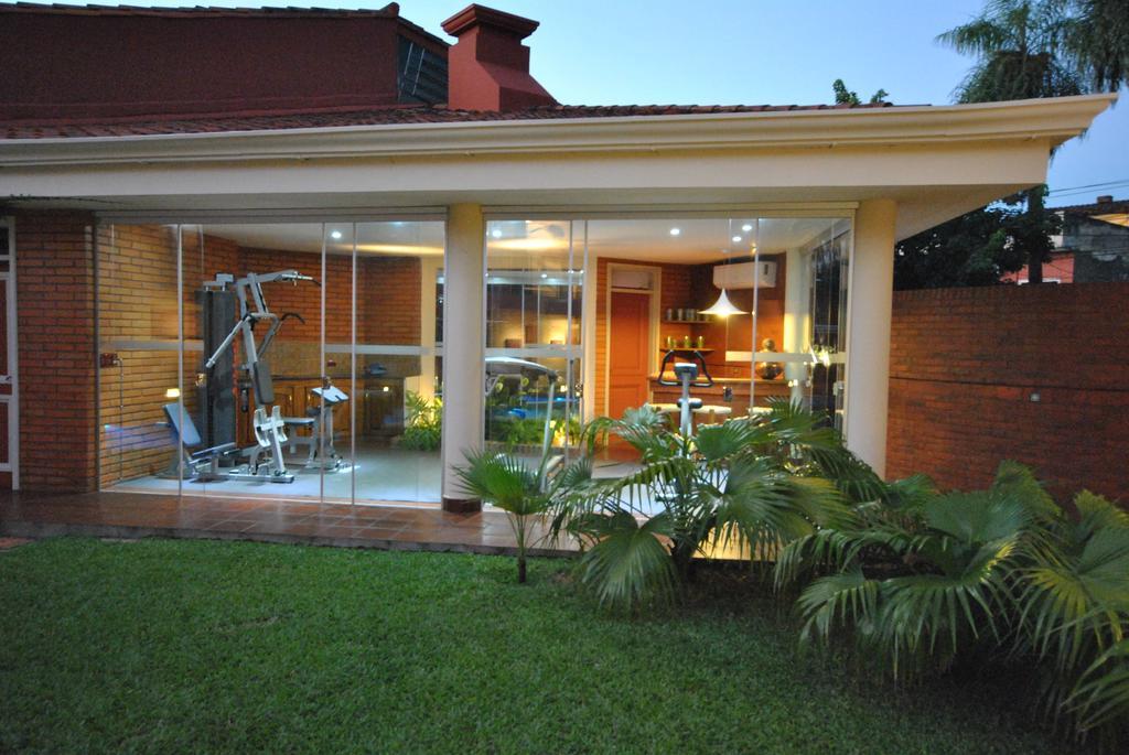 Villa Floreal Hotel Boutique Asuncion Exterior photo